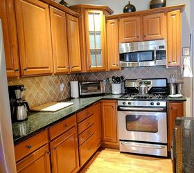 You don&#39;t need paint or stain for this kitchen cabinet flip—you don&#39;t even need to take down your doors!