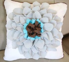 diy felt flower pillows