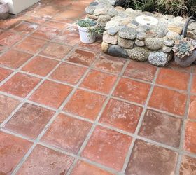 what s the best way to stain saltillo tile