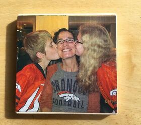 s crafters copy these gift ideas for your friends, Put Your Photo On A Coaster For Your Mom