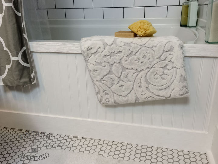 31 brilliant ways to upcycle transform and fix your bathtub, Build A Custom Frame