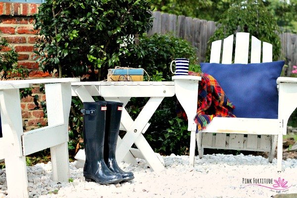 30 impresionantes ideas de sillas para el patio que debes probar ahora mismo, Mueve tus sillas para tener un lugar tranquilo