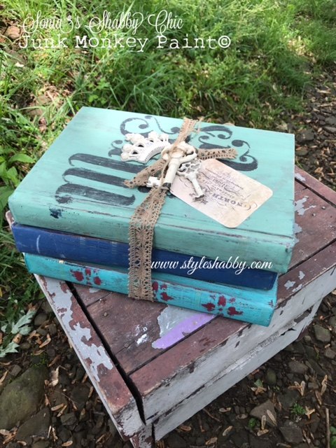 how to upcycle old books into cute home decor