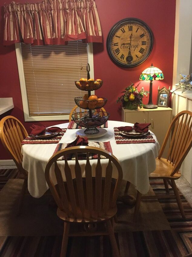 e breakfast nook