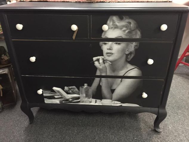 Marilyn Monroe Dresser Using Dixie Belle Paint Clear Coat Satin