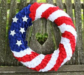 DIY patriotic felt wreath craft