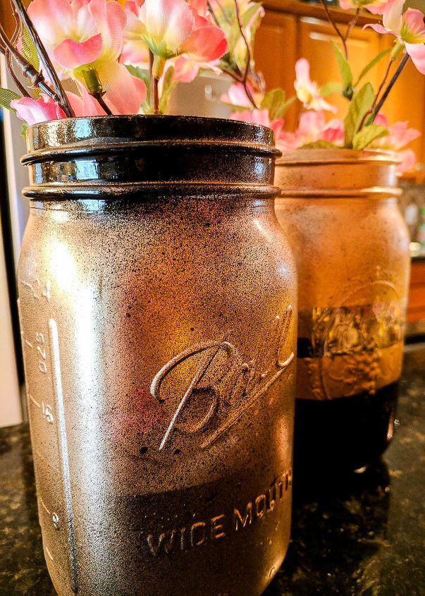 how to easily create chic black and gold mason jars