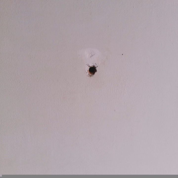 q how can we recover this wall hole