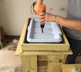 Rustic store cooler box