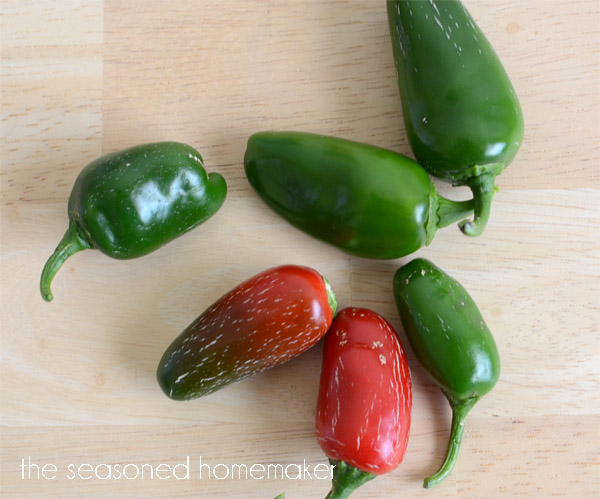 see how 30 clever gardeners make their hostas thrive, They Use Garlic For Pests