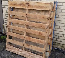 how to build a chicken coop from repurposed pallets