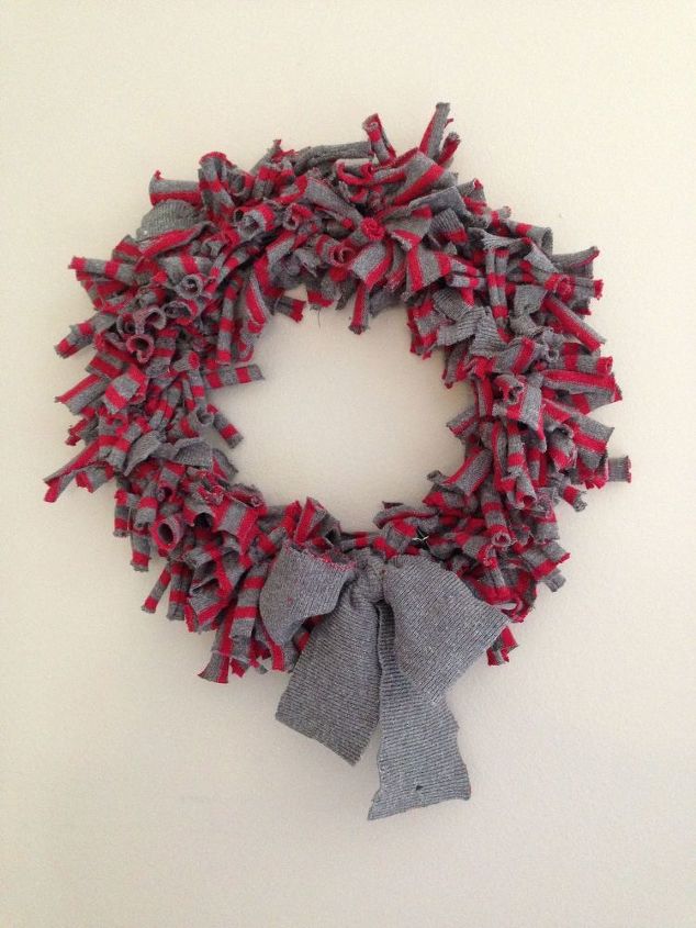 s 17 tricks to make a gorgeous wreath in half the time, Wrap Your Unused Sweater Into A New Wreath