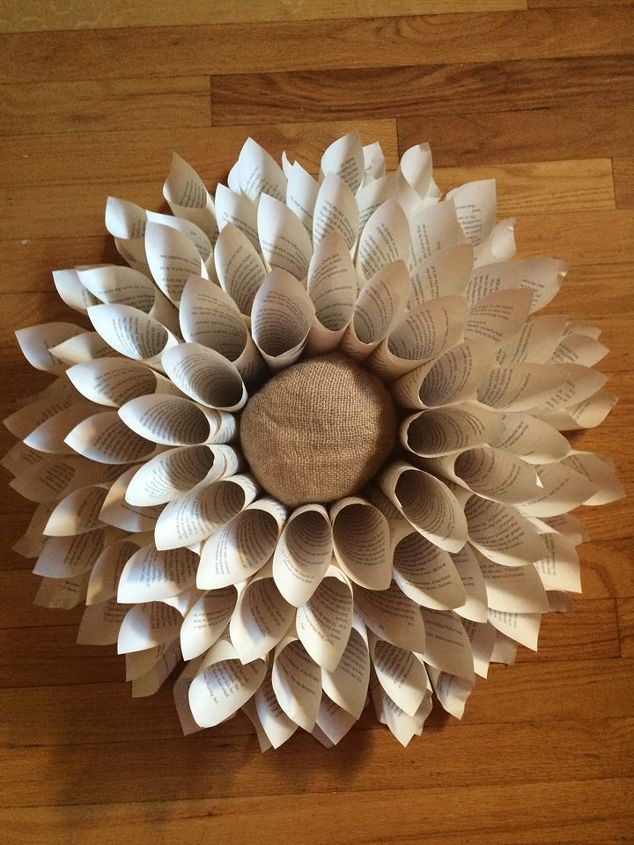 s 17 tricks to make a gorgeous wreath in half the time, Create A Wreath Out Of Books
