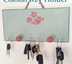 31 coastal decor ideas perfect for your home, Make A Beachy Theme Key Holder With Paint