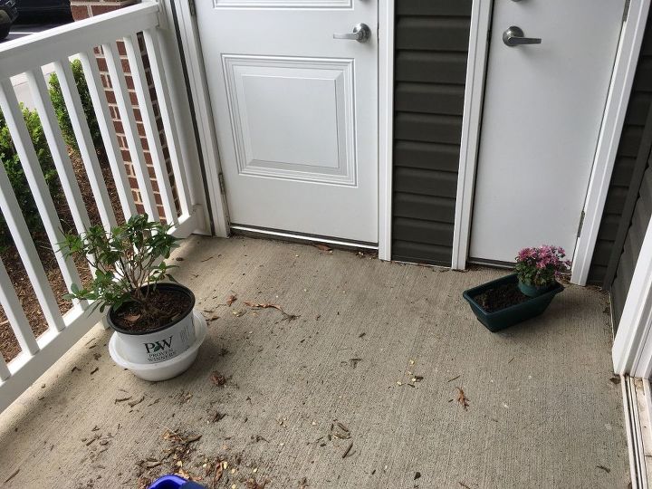 q i live in washington dc how can i make a small balcony with seating
