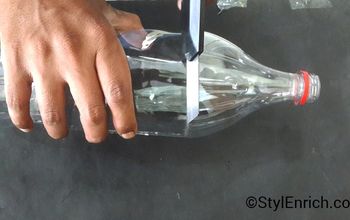  Como fazer um lindo expositor de garrafas de plástico