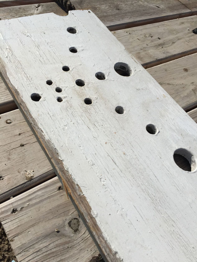 cabide simples de madeira recuperada