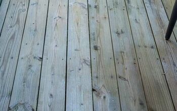 The Best Inexpensive and Non-Toxic DIY Deck Cleaner