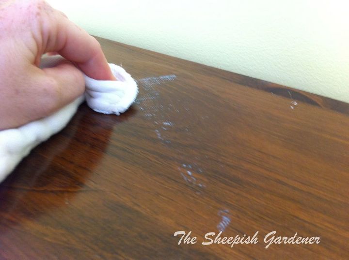 31 tricks to help you fix the wood in your home, Remove Tape Residue With Oil