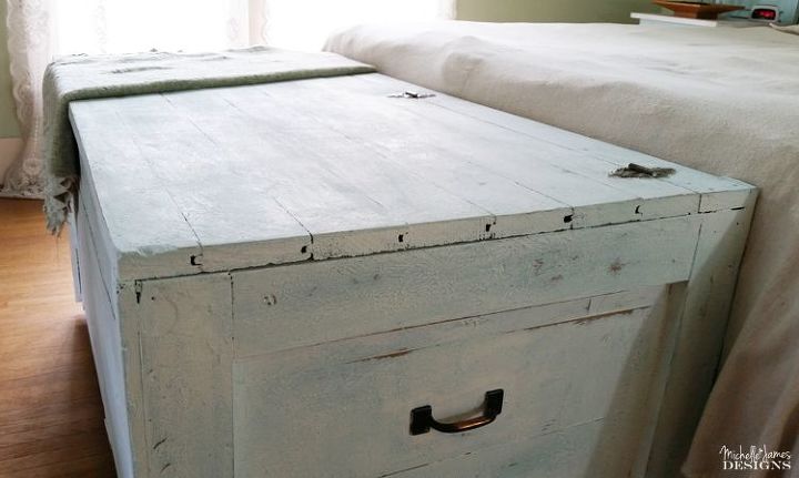 s 31 coastal decor ideas perfect for your home, Saltwash Wood Furniture For A Beachy Look