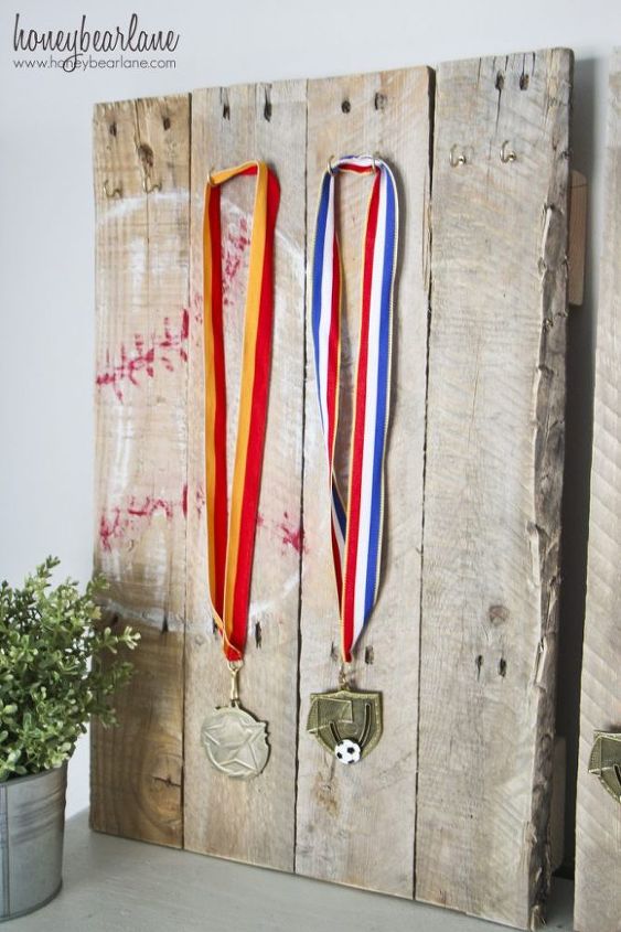 expositor de medallas deportivas en palets