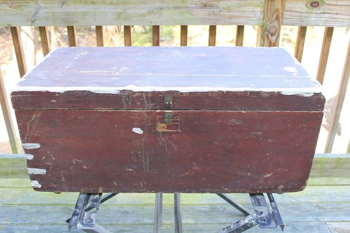 antique trunk makeover great for storage