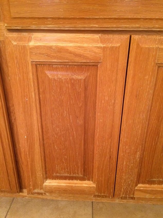 q best way to refinish cabinets