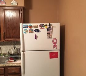 Tengo este espacio por encima de mi refrigerador, ¿alguna idea de por qué puedo hacer?