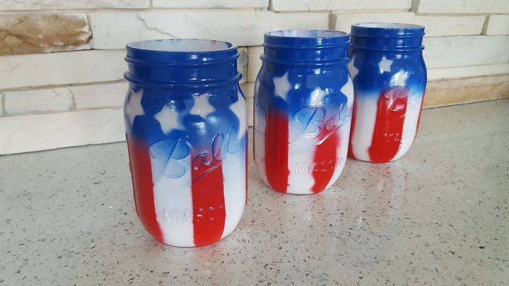 31 unusual flag ideas that actually look amazing, Make American flag mason jars