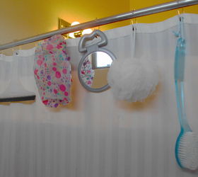 23 surprising uses for curtain rings, Keep all your shower implements closeby