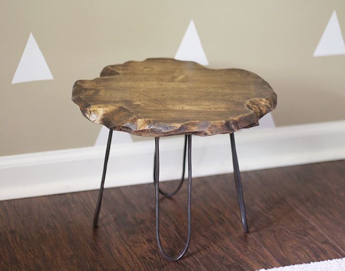 30 stunning ways to display your plants, Dress Up Your Stool With Hairpin Legs