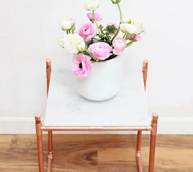 30 stunning ways to display your plants, Bend Copper Pipe Into a Shining Plant Stand