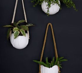 hanging wall pots