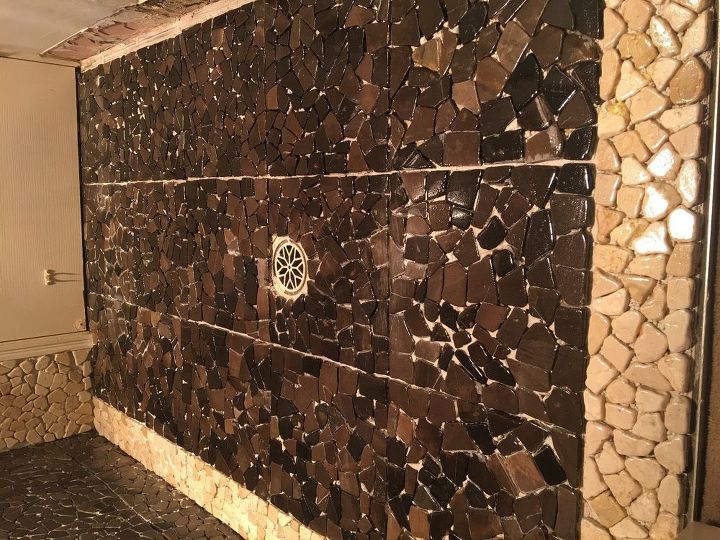 renovacin del bao con mosaico de piedra balinesa