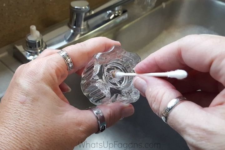 how to clean globe sink faucet handles