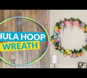 10 ideas de coronas para alegrar la puerta de casa, Cuelga tu Hula Hoop como una corona