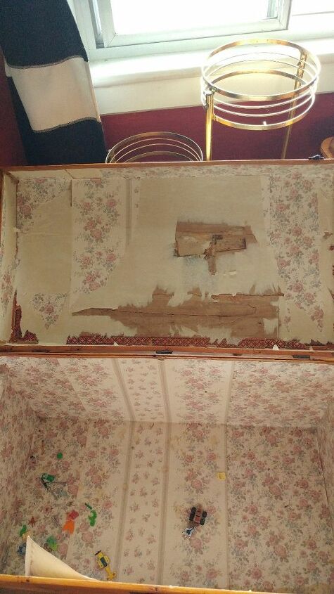 q refinishing a antique trunk inside