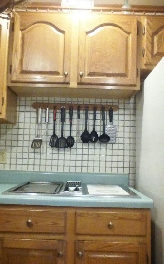 q do appliance makers make a electric down draft 33