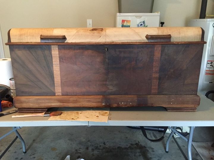1940 lane cedar chest waterfall style, Here you can see the difference