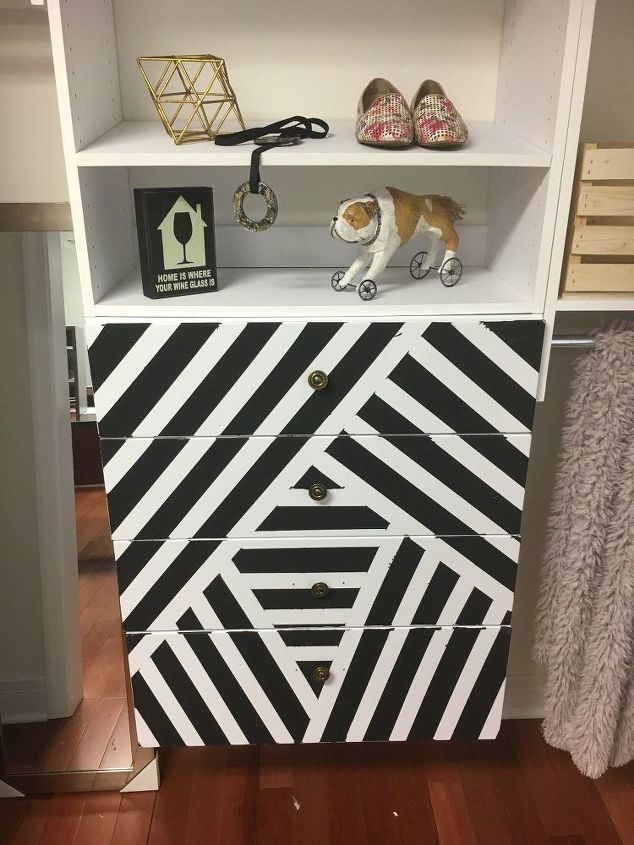 s get the vogue closet of your dreams with these 15 inspirations, Organize Your Closet With A Geometric Drawer