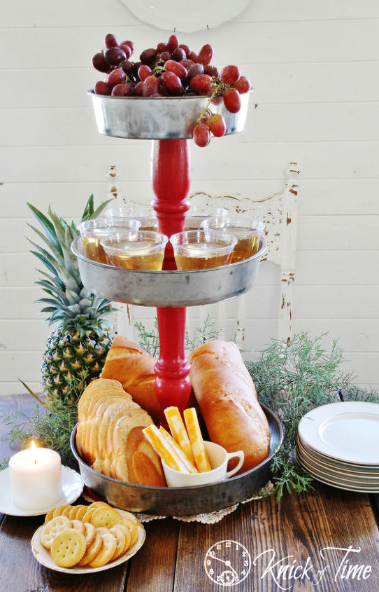 30 creative ways to repurpose baking pans, Create the perfect serving center