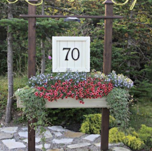 30 address signs that ll make your neighbors stop in admiration, Paint a pallet wood sign for elegance