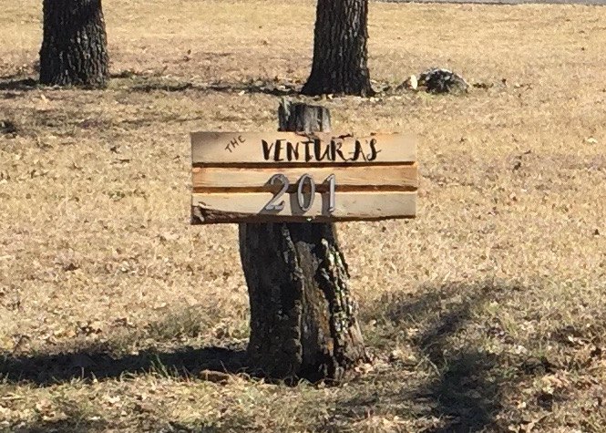 30 address signs that ll make your neighbors stop in admiration, Make a rustic tree sign