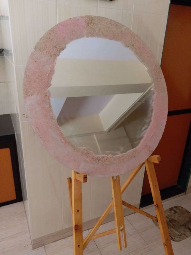 espelho de areia e conchas para um corredor chato