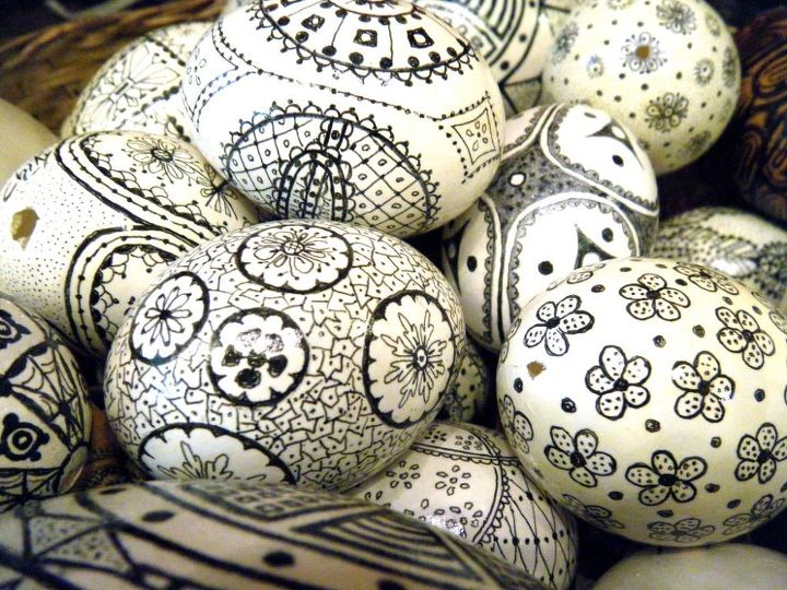 check out these 30 incredible sharpie makeovers, Doodled Easter eggs