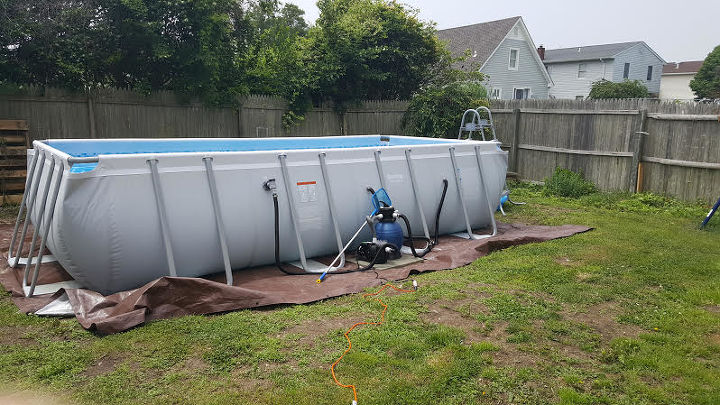 ajude me a deixar a lona ao redor da minha piscina temporria bonita