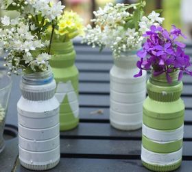 10 formas nicas de plantar tu jardn de hierbas, Recicla las botellas de pl stico para convertirlas en macetas