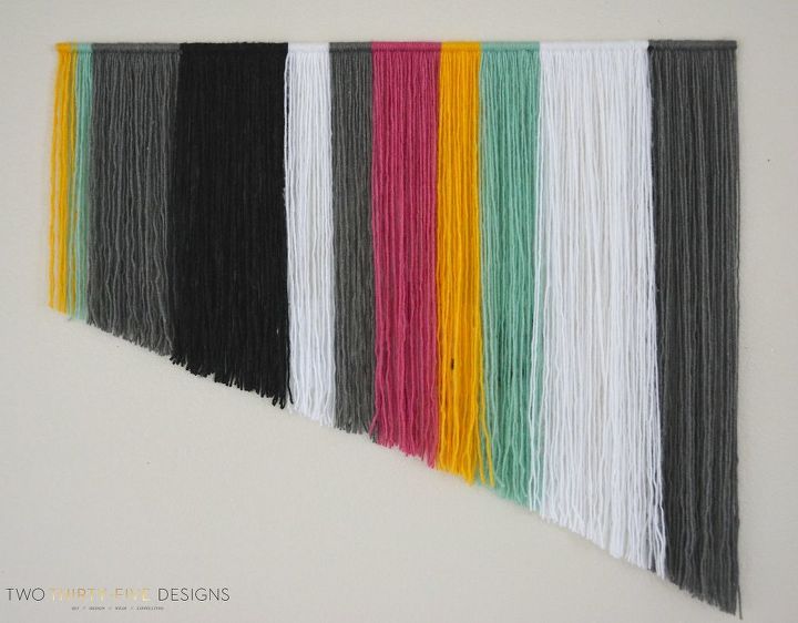 31 creative ways to fill empty wall space, Create your own yarn wall