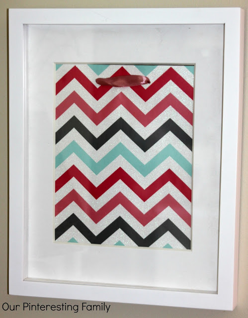31 creative ways to fill empty wall space, Frame gift bags