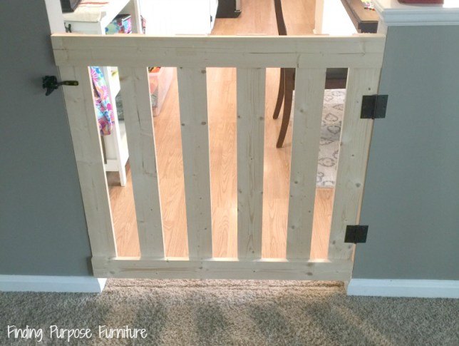 30 great ideas for every pet owner, Make A Gate To Keep Fido Safe With Wood